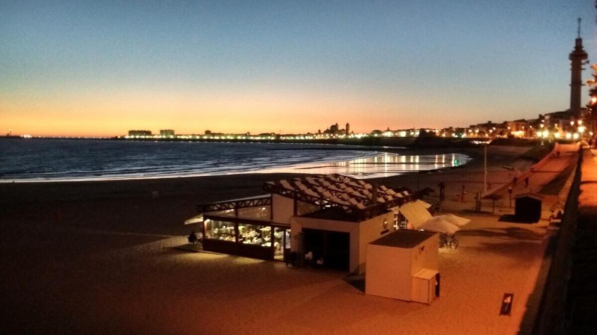 Sopranis Del Mar Centro Cadiz, Junto Playa Y Estacion Cadiz